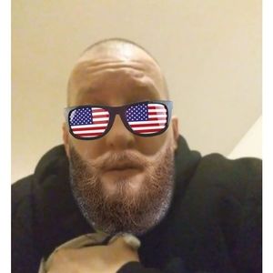 Meet your Posher, Tom